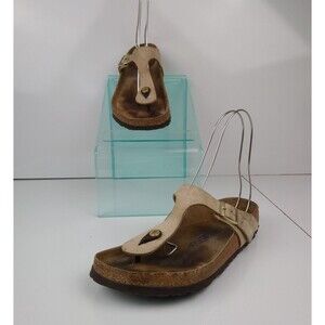 Birkenstock Sandals Size 40 / US 9 Beige Leather Thong Flip Flops